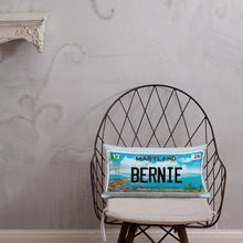 Load image into Gallery viewer, Bernie Premium Bay Pillow