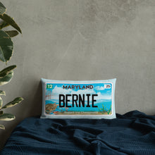 Load image into Gallery viewer, Bernie Premium Bay Pillow